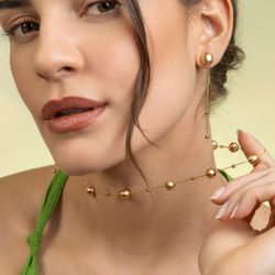 Colar Curto Dourado Fosco com Esferas Pequenas e Medias – CO01011349DOFO